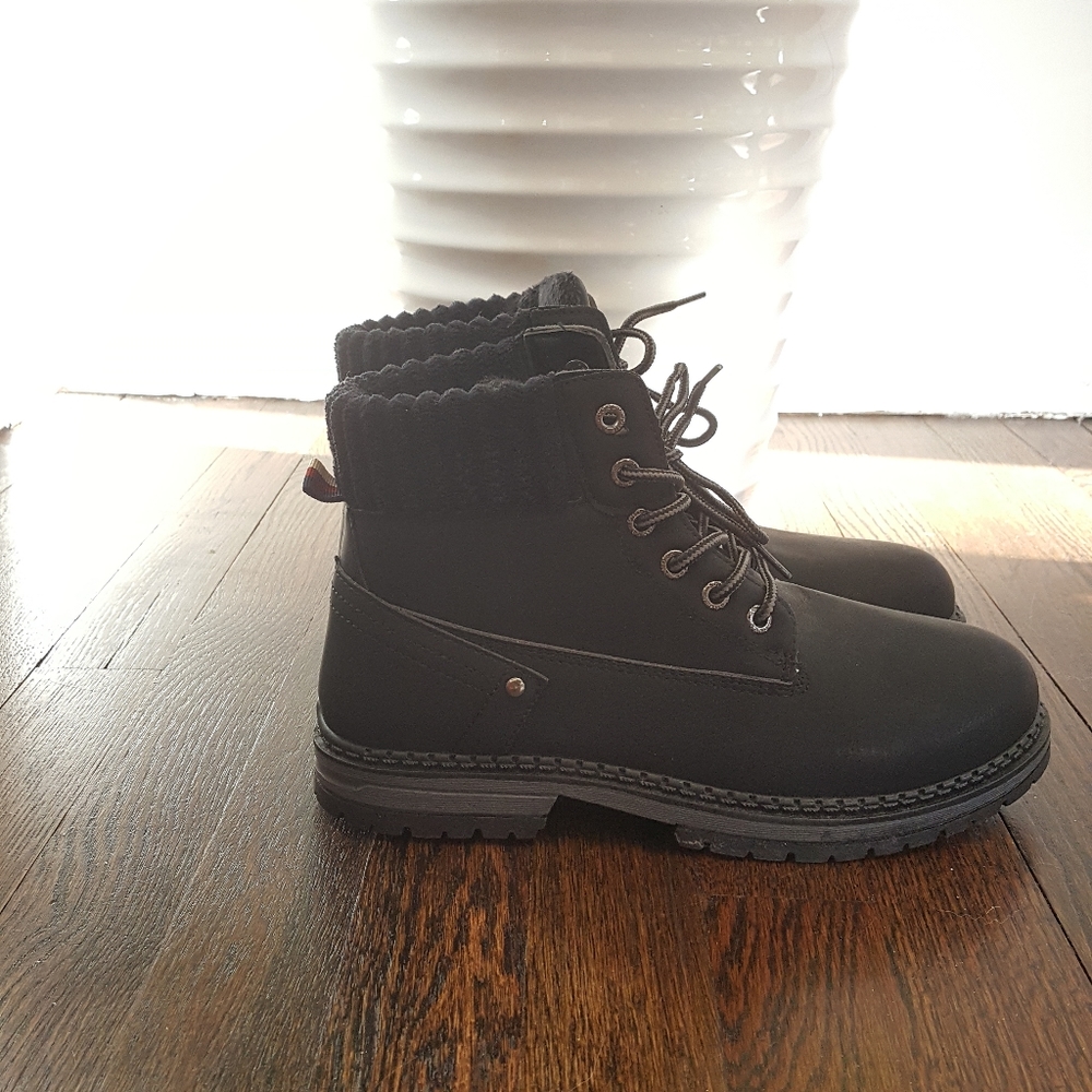 Comfortable Black Work Boots